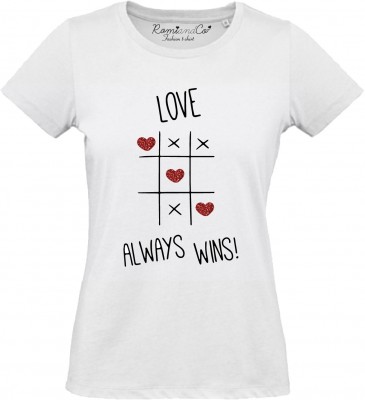 T-shirt Love Always Wins