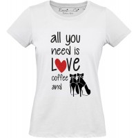 T-shirt All you need is love and coffee